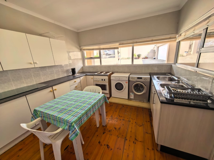 3 Bedroom Property for Sale in Bonza Bay Eastern Cape